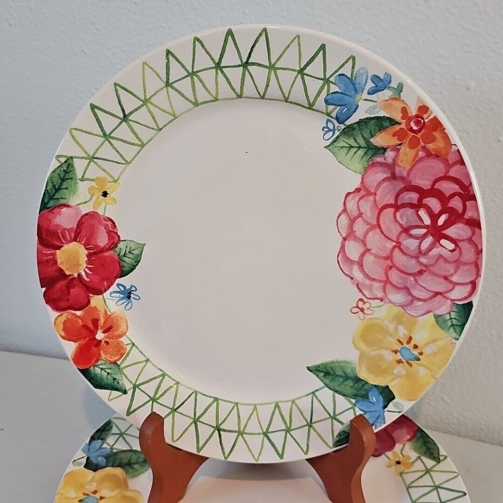 Pier 1 Dinner Plates 11" green lattice dahlia multicolor summer flowers  set/ 2